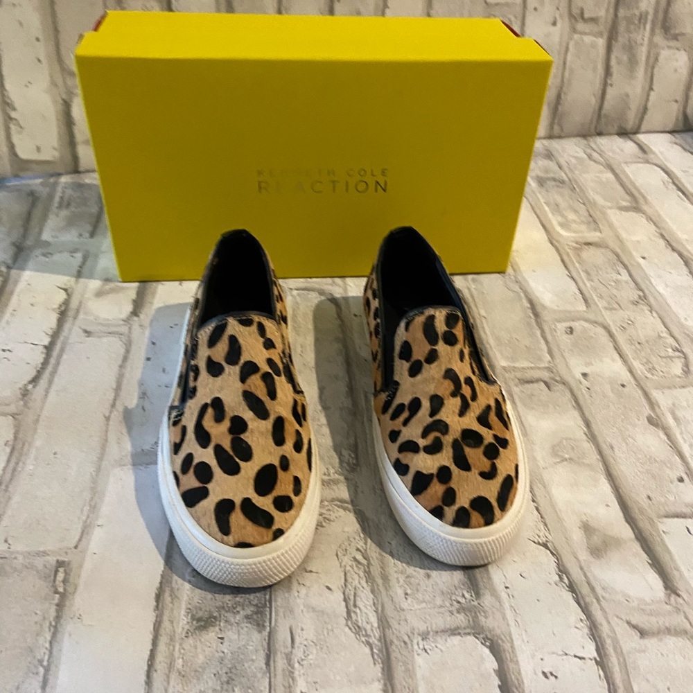Kenneth Cole reaction leopard slip on sneakers